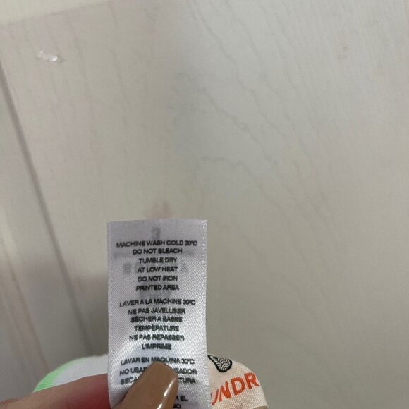 Sundry Women's NWOT Green Dolphin Tie Dye Terry Drawstring Pockets Shorts Large - Picture 6 of 8